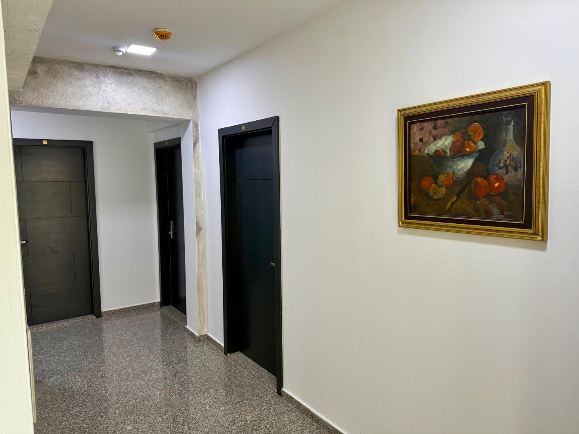 Villa Eleni Apartments Скопие Екстериор снимка