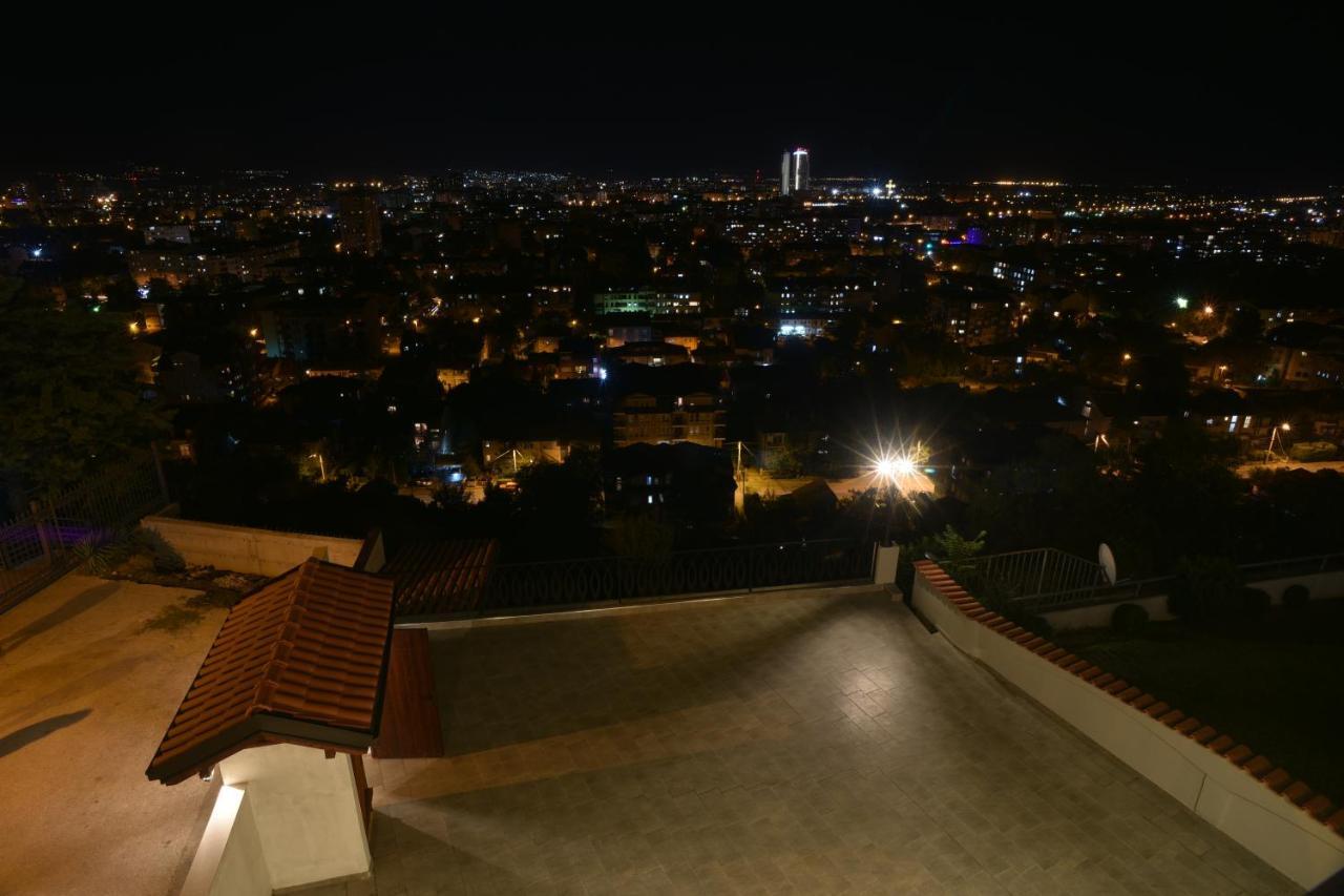 Villa Eleni Apartments Скопие Екстериор снимка