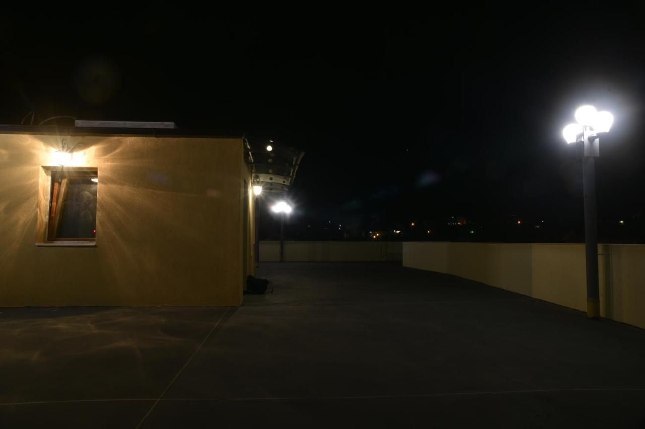Villa Eleni Apartments Скопие Екстериор снимка